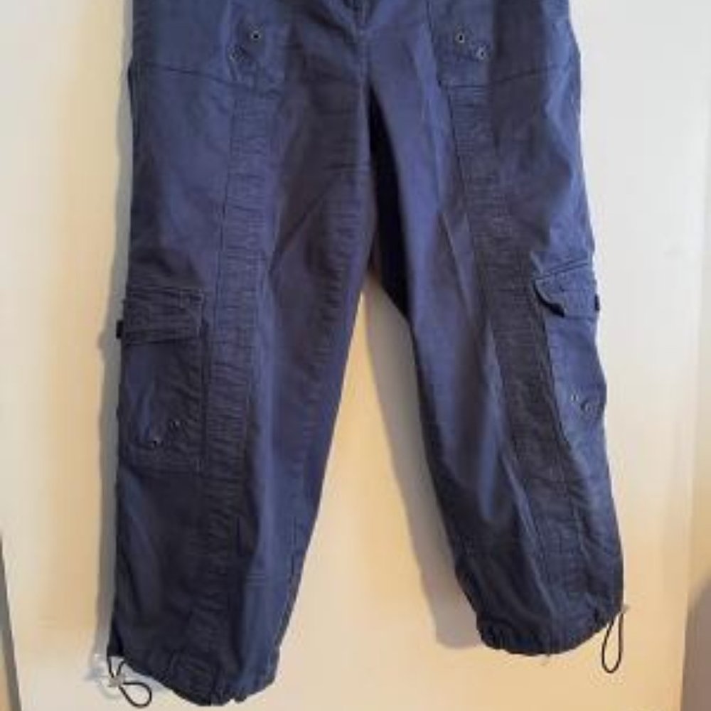 Denim Blue Cotton Capris, Size 6, Zip Front w/Belt Loops